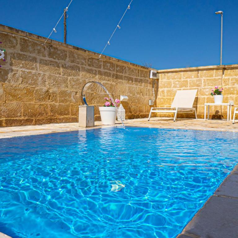 Villa Teresa Elegant & Relaxing Holiday Home with private hydro spa pool - Vacation Home - 15