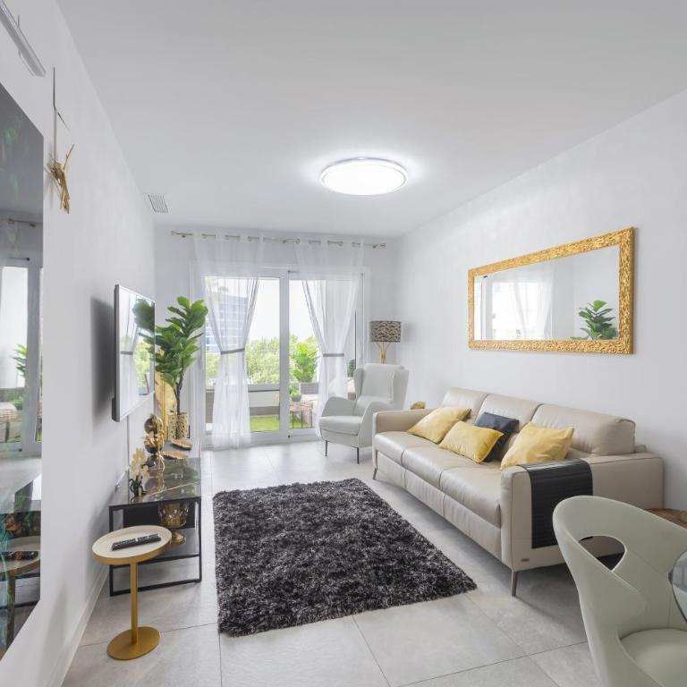 Marbella luxury brand new 2-bedroom apartment, 3 min walk to the beach! - Two-Bedroom Apartment - 3