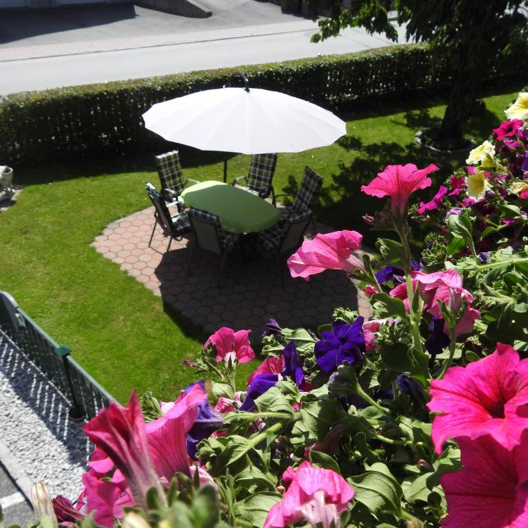 Pension Alpenrose - Einzelzimmer mit Dusche und WC ohne Balkon - 2