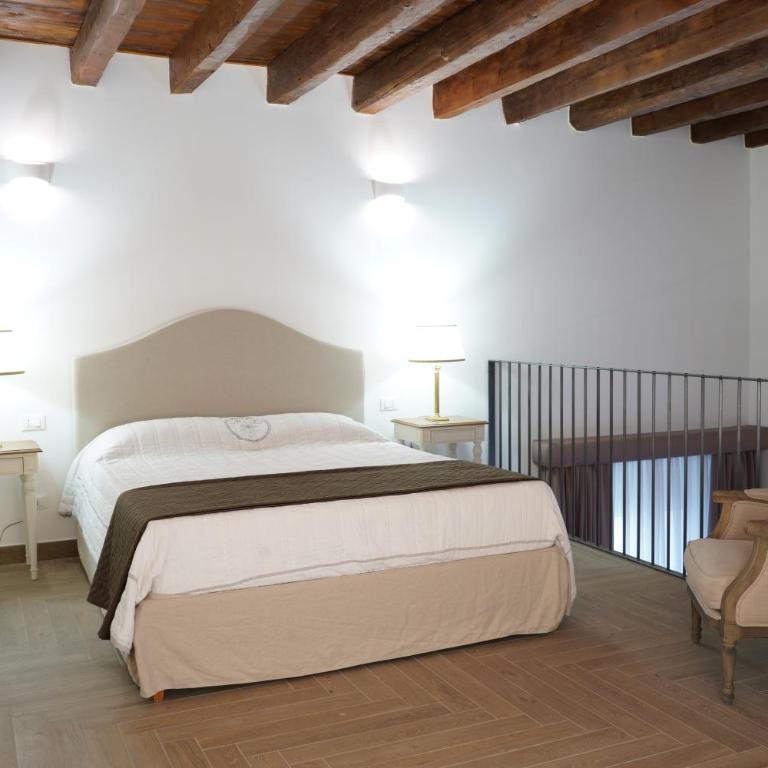 Suite il ritrovo dei poeti - Duplex Quadruple Room - 11