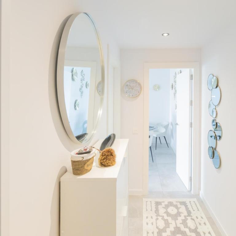 Marbella luxury brand new 2-bedroom apartment, 3 min walk to the beach! - Two-Bedroom Apartment - 30