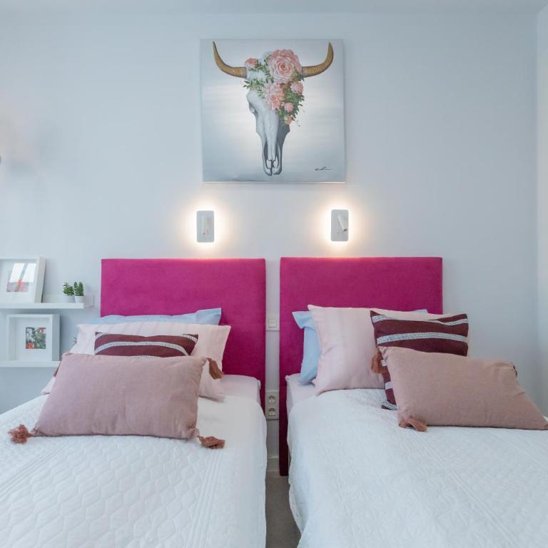 Marbella luxury brand new 2-bedroom apartment, 3 min walk to the beach! - Two-Bedroom Apartment - 21