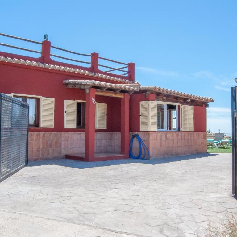 LA CASA ROJA Casa privada con piscina y vistas Zona Torrox - Chalet de 3 dormitorios - 41