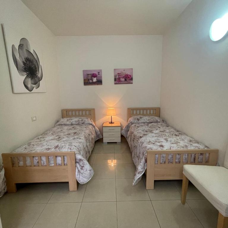 Centrico appartamento a 100 metri dal mare. - Appartamento con 2 Camere da Letto - 5
