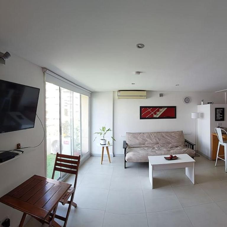 Hermoso Dúplex lleno de aire y luz en Villa Crespo - One-Bedroom Apartment - 7