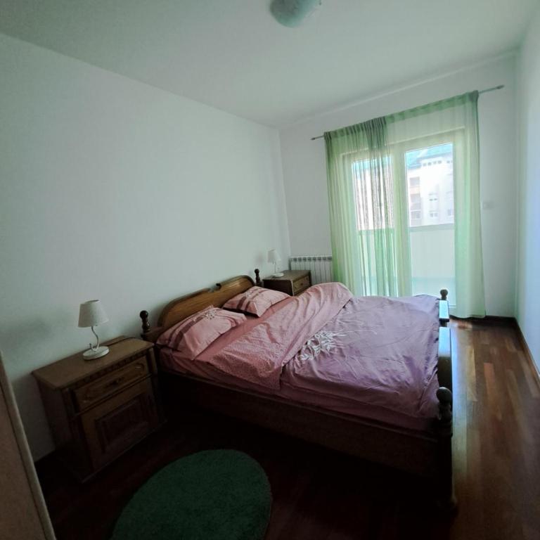 Pinnacle MNE - Two-Bedroom Apartment - 17