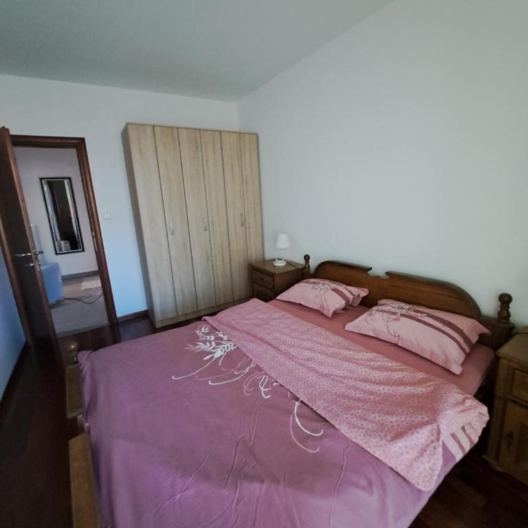 Pinnacle MNE - Two-Bedroom Apartment - 18