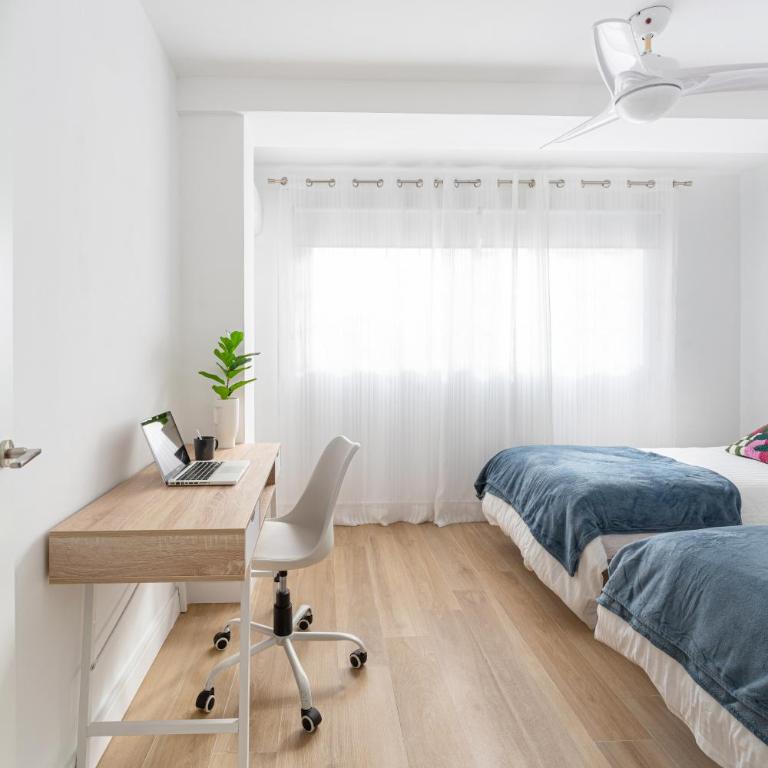 Espectacular piso reformado al lado del rio Turia - Three-Bedroom Apartment - 33