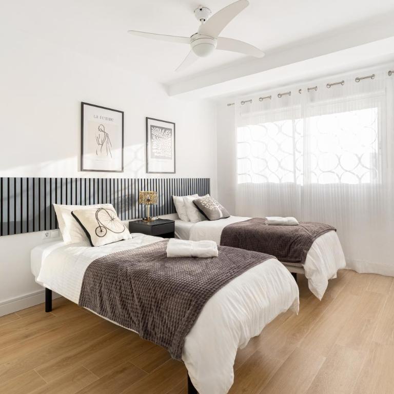 Espectacular piso reformado al lado del rio Turia - Three-Bedroom Apartment - 42