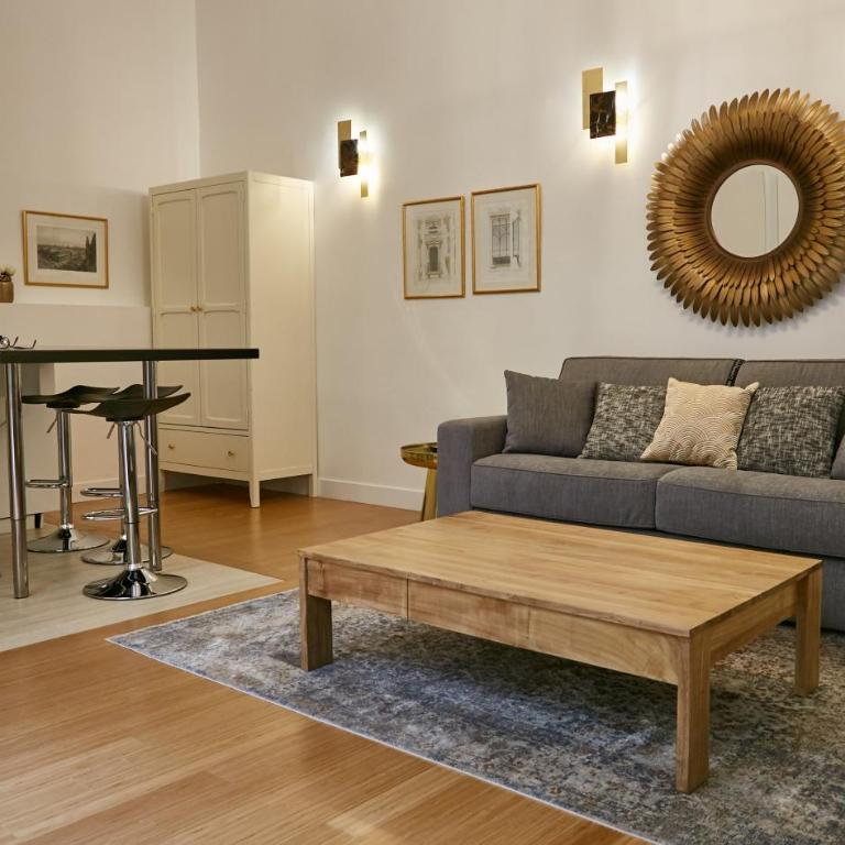 Apartments Du Louvre - Le Marais - Studio (No city view) - 6