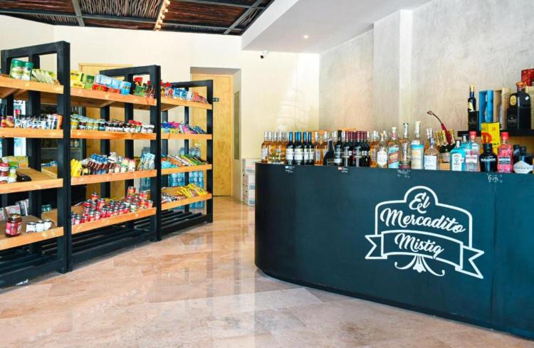 Mistiq Largest PH Studio with GYM, Beach Club Shuttle & Fast Wifi - One-Bedroom Apartment - 61