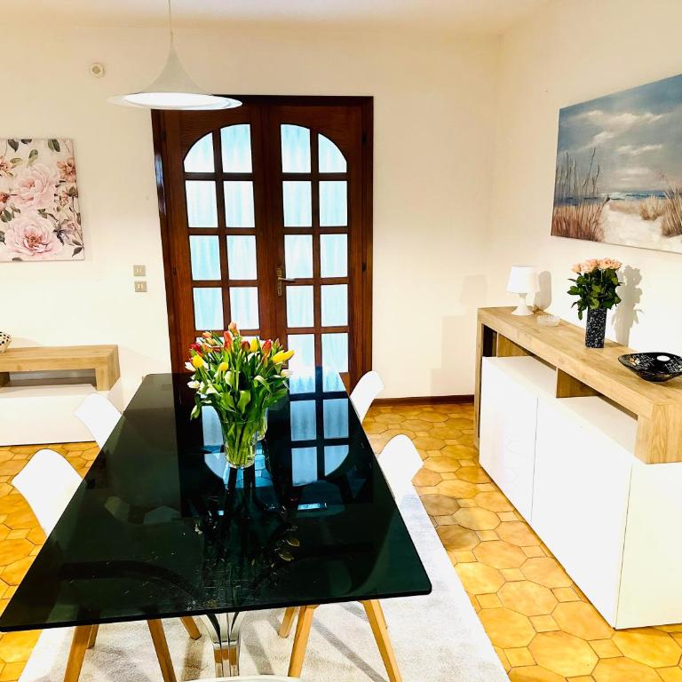Villa Riviera by the Sea - Villa - 2