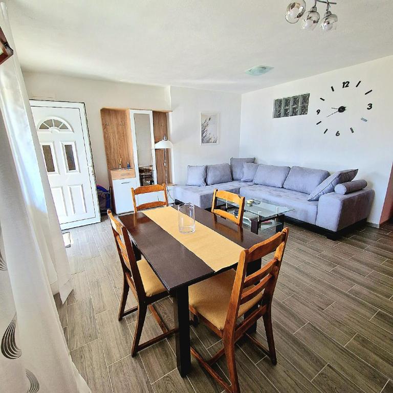 Apartment MMP - Two-Bedroom Apartment - 1