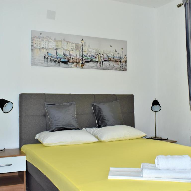 Apartment MMP - Two-Bedroom Apartment - 12