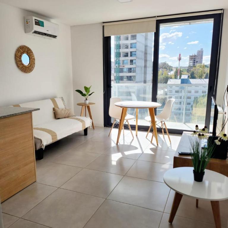 Dptos amoblados NQN - Excelente ubicacion- ZONA CENTRO - Apartamento - 15