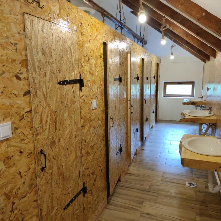 Vukov Konak - Wolf's lodge - Dvokrevetna Soba sa Bračnim Krevetom - 15