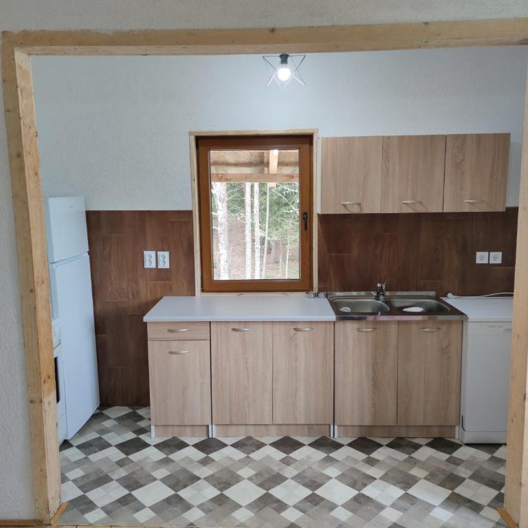 Vukov Konak - Wolf's lodge - Dvokrevetna Soba sa Bračnim Krevetom - 3