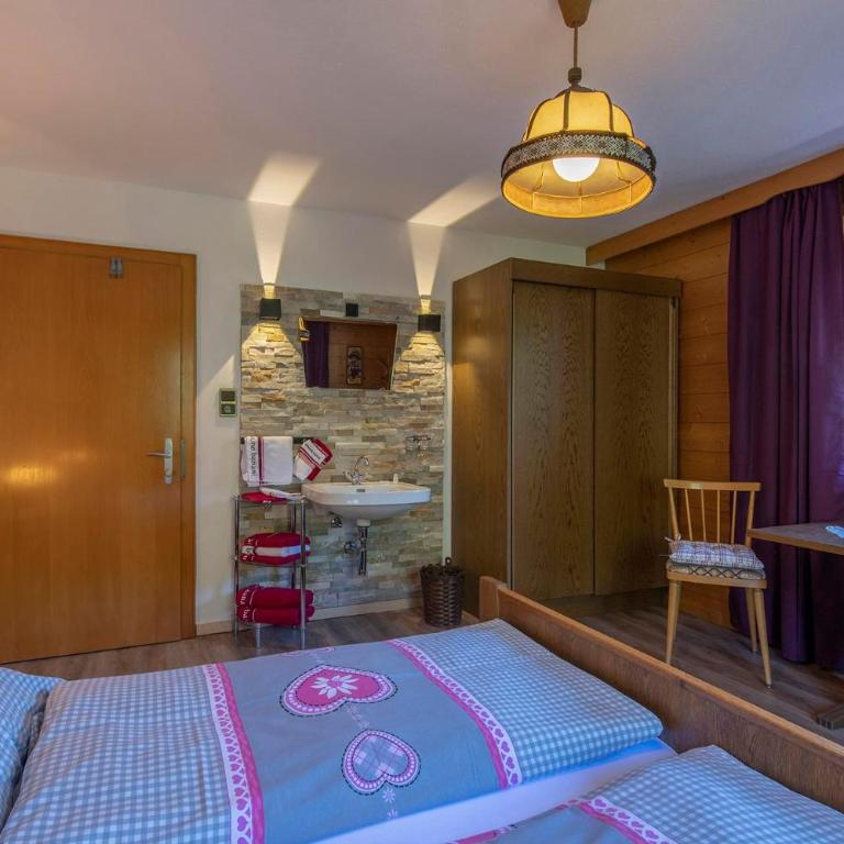 Ferienwohnung Michael Novablick - Apartment mit 3 Schlafzimmern und Dusche - 5