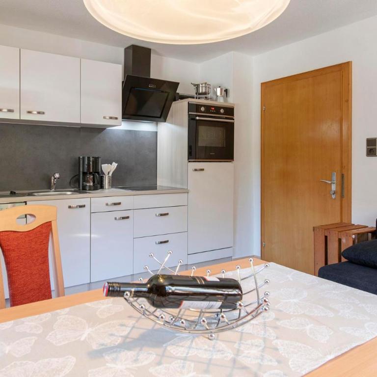 Ferienwohnung Michael Novablick - Apartment mit 3 Schlafzimmern und Dusche - 12