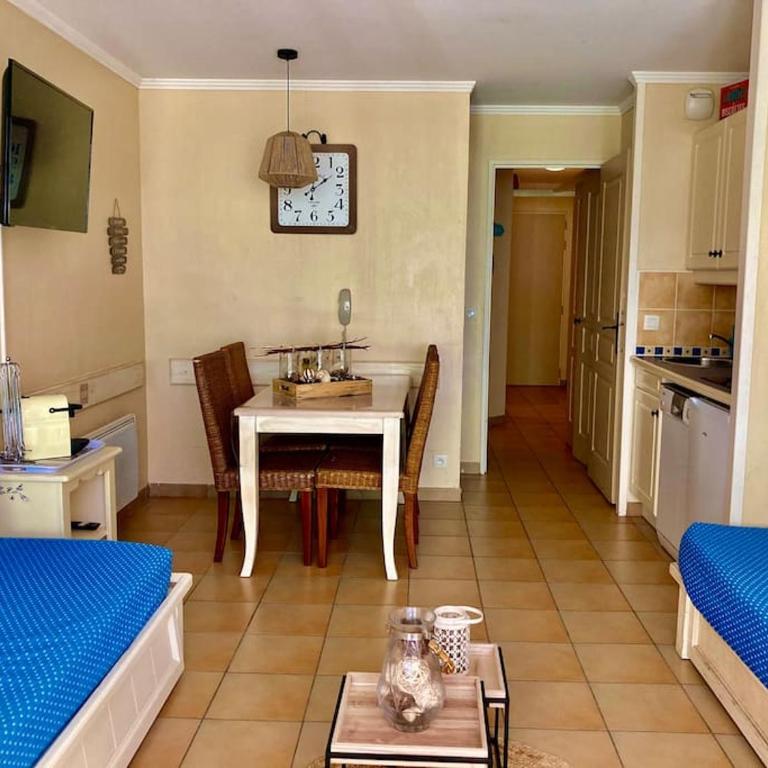 Les Restanques rez jardin 2063 - One-Bedroom Apartment - 13