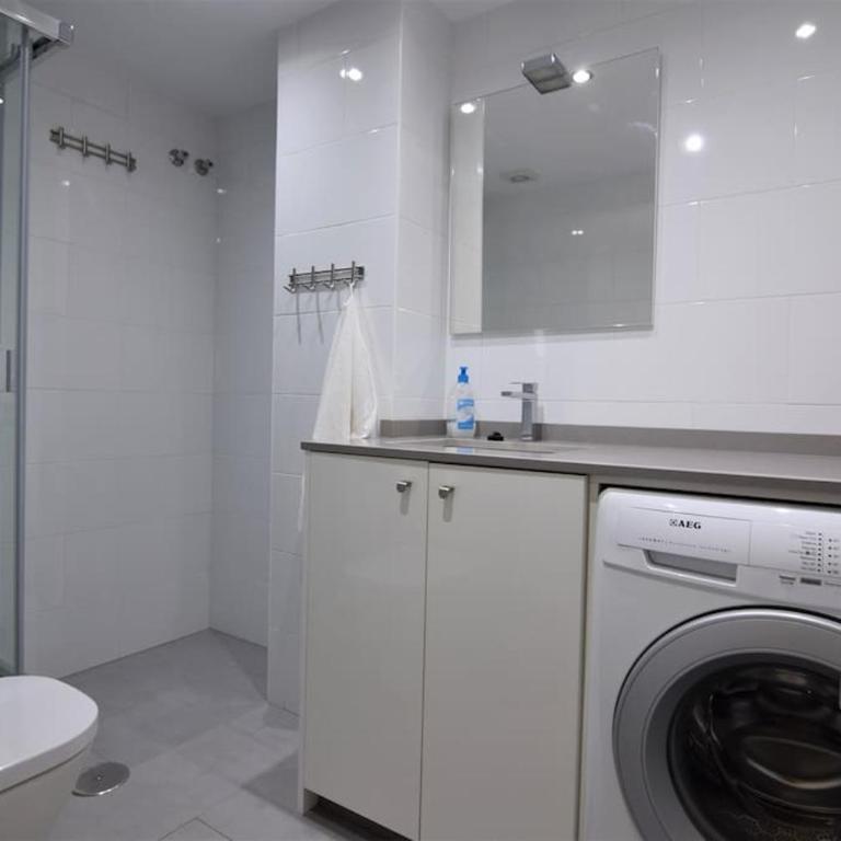 Edf. Fuentes C 2ºd - Eurosur - Two-Bedroom Apartment - 3