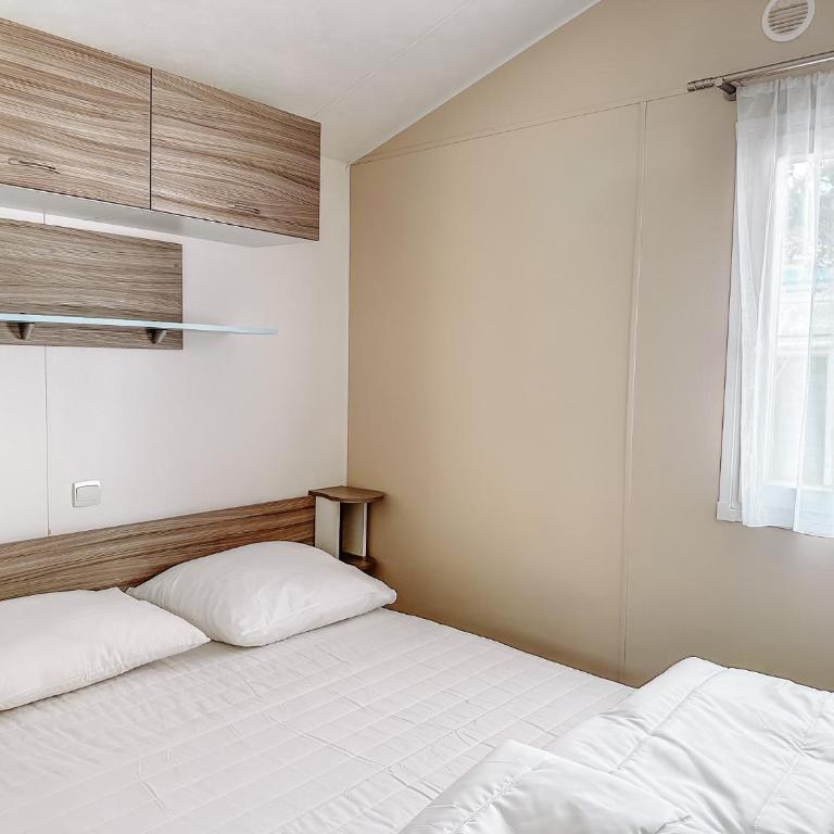 3 bedroom Chalets Camping Leï Suves - JoyCasa - Chalet 3 Chambres - 9