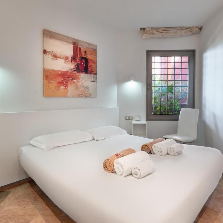 Alzaro 1-3 DELUXE SEA VIEW & JACUZZI 3B - Three-Bedroom House - 11
