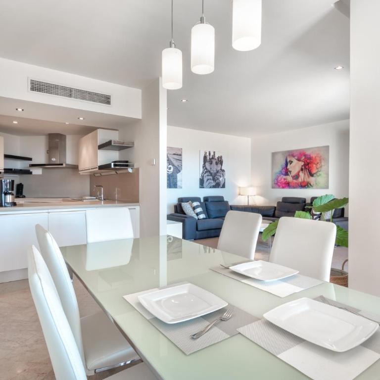 Alzaro 1-3 DELUXE SEA VIEW & JACUZZI 3B - Three-Bedroom House - 4