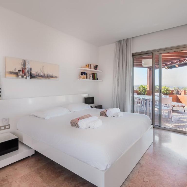 Alzaro 1-3 DELUXE SEA VIEW & JACUZZI 3B - Three-Bedroom House - 9