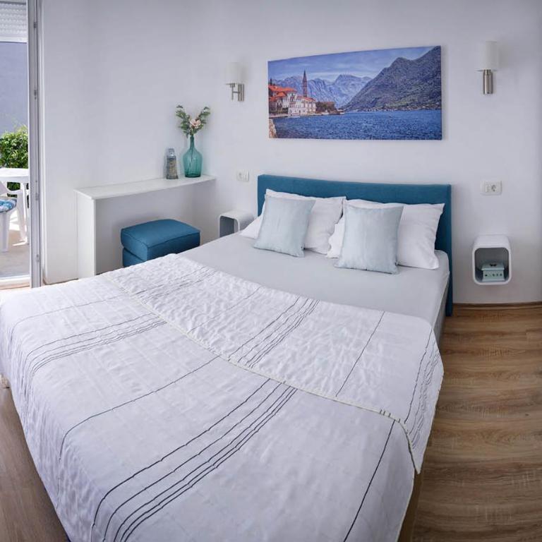Solimar - One-Bedroom Apartment - 1