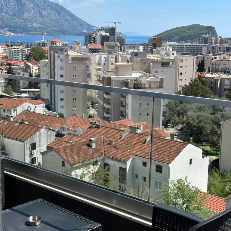 Deniz manzaralı ferah daire - Two-Bedroom Apartment - 3