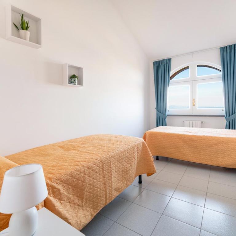 SorrentoVibes - Sea view Rooftop Apartment with Jacuzzi & Garden - Appartamento con 2 Camere da Letto - 33
