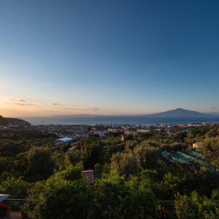 SorrentoVibes - Sea view Rooftop Apartment with Jacuzzi & Garden - Appartamento con 2 Camere da Letto - 52