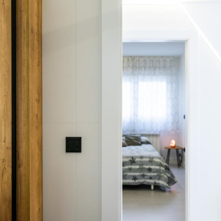 Premium apartment Granada Center with balcony view - Two-Bedroom Apartment - 52