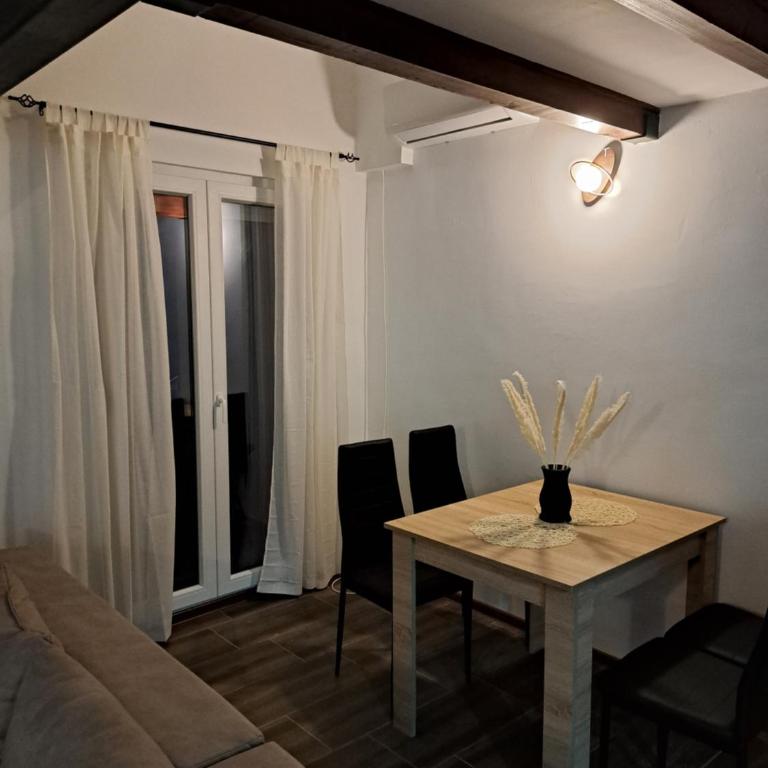 Daka - Apartman sa 1 Spavaćom Sobom - 6