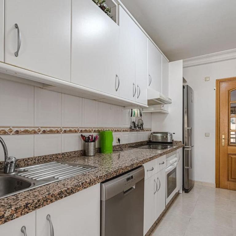 Apartment with Heated Pool in Callao Salvaje - Apartamento de 2 dormitorios - 12
