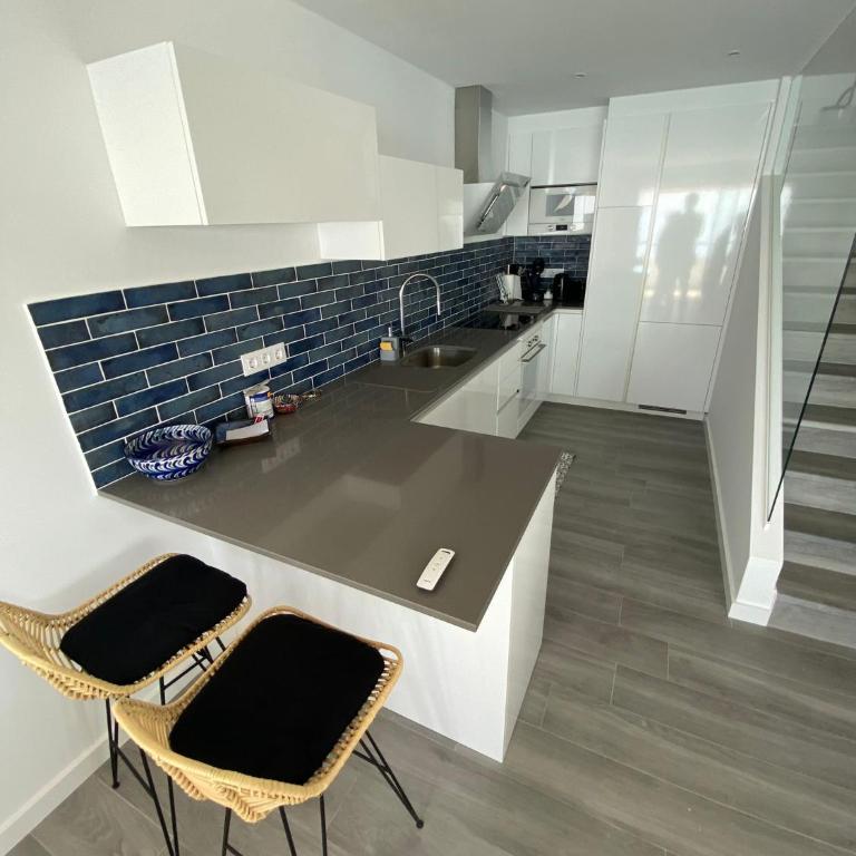 Appartement vues mer proche plage - Two-Bedroom Apartment - 9