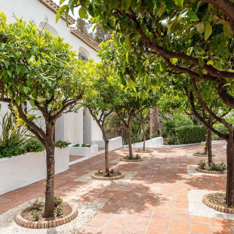 Dona Lola Micaela Beach front duplex apartment with open sea and beach views located between Marbella and Fuengirola - Costa del Sol - CS148 - Apartamento de 2 dormitorios - 24