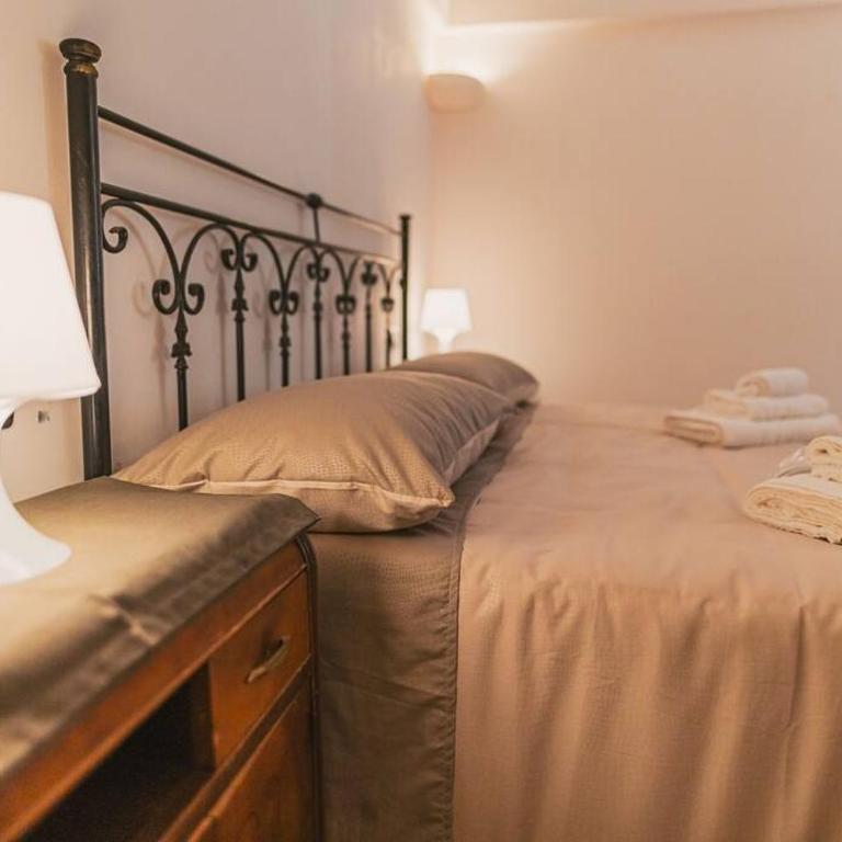 Trulli Di Nonno Stefano - Two-Bedroom House - 13