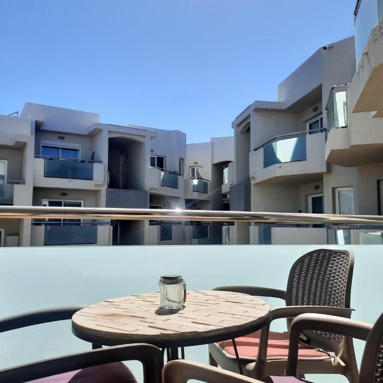 Sunset Suite 230, Corralejo Sun, big pool, Wifi fiber, central, near main street and beach - Apartamento de 1 dormitorio - 16