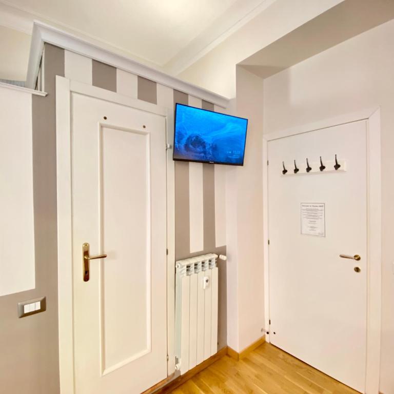Roome B&B - Camera Matrimoniale/Doppia con Letti Singoli con Bagno Privato - 2