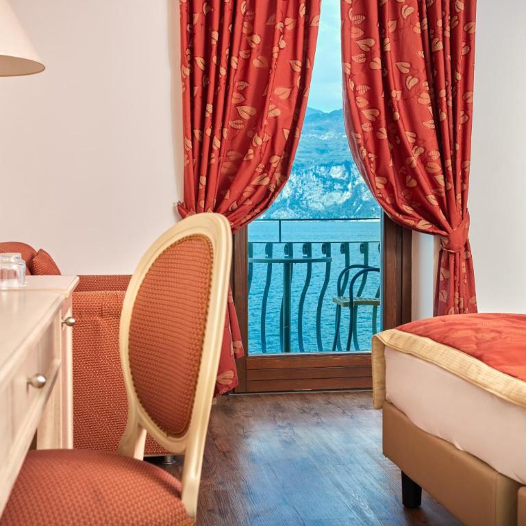 Lake Front Hotel Brenzone - Suite Superior - 5