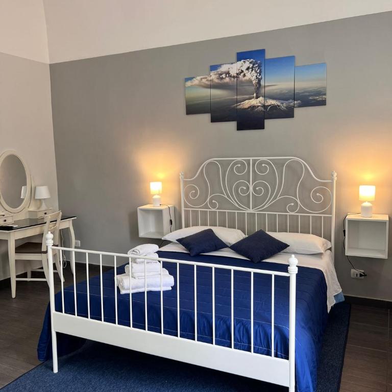 Etna Rooms - Double Room with Private Bathroom - 1