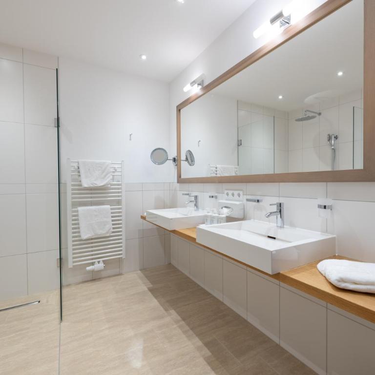 Hotel Stadler am Attersee - Doppelzimmer mit Terrasse - 5