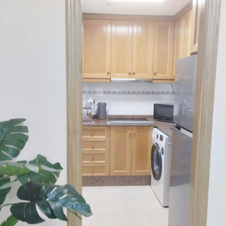 Torrevieja 2 bedroom holiday apartment - Apartamento de 2 dormitorios - 9