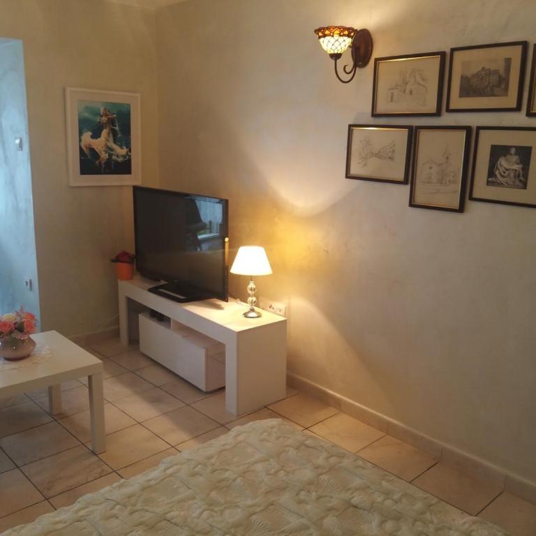 Villa Mare Apartments - Studio sa Pogledom na Planinu - 10