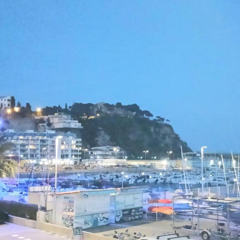 Alegre apto con piscina, a 300m de la playa. - Apartamento de 1 dormitorio - 33
