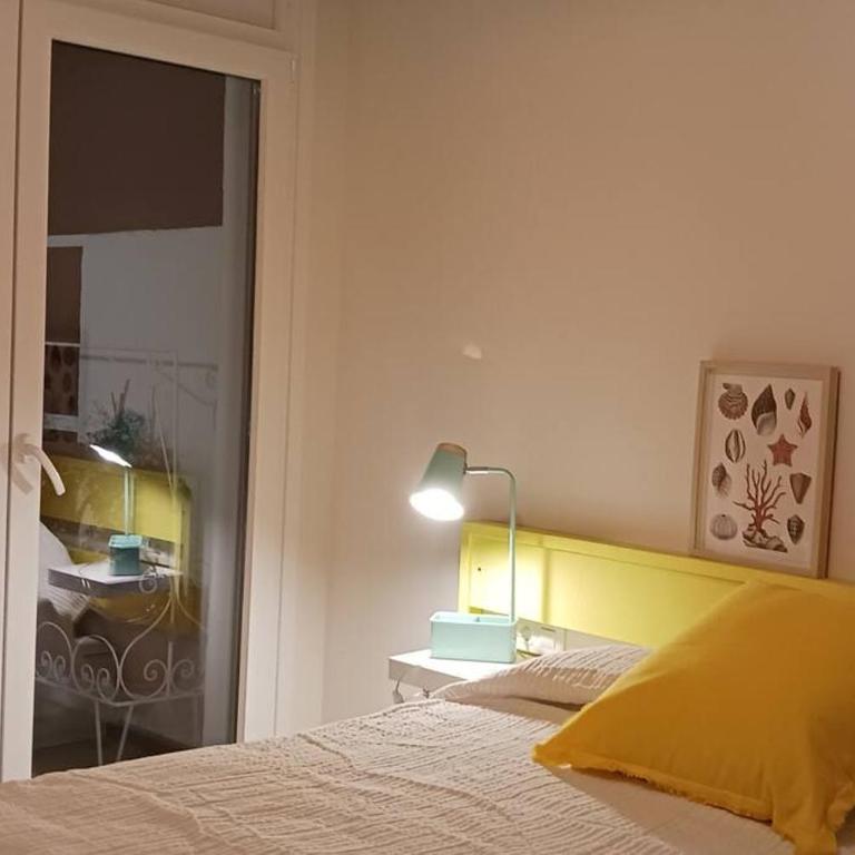 Alegre apto con piscina, a 300m de la playa. - Apartamento de 1 dormitorio - 24