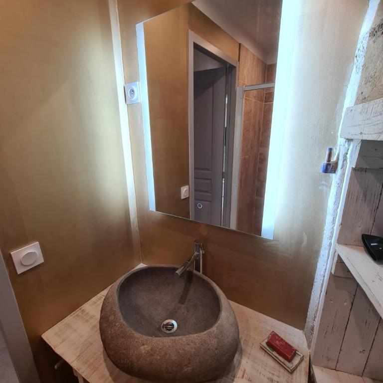 Gîte du Vallon des Sources - Appartement 2 Chambres - 12