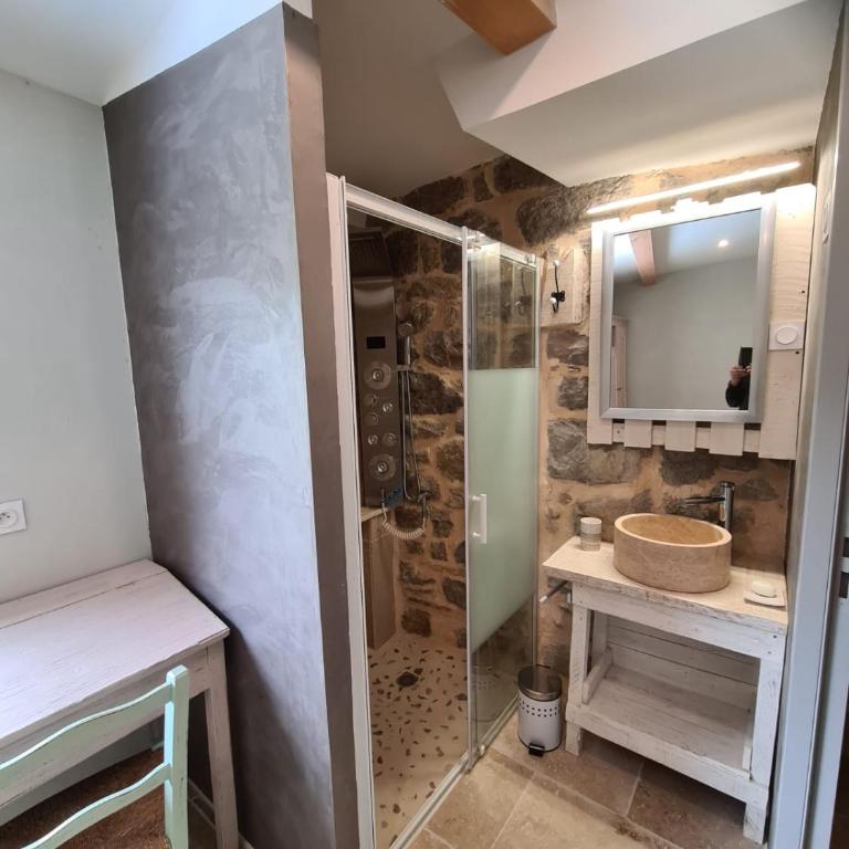 Gîte du Vallon des Sources - Appartement 2 Chambres - 13